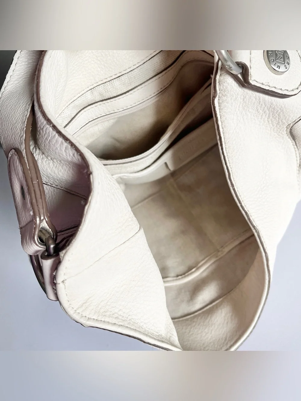 Michael Kors Y2K hobo shoulder bag purse cream pebbled leather buckle slouchy